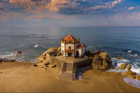Day Trip to Aveiro, Costa Nova + Senhor da Pedra Church