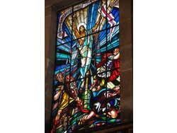 Capela das Almas, stained glass window
